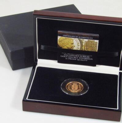 A 2002 double sovereign 22ct gold proof £2 coin - 3