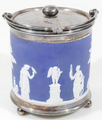 A very late 19thC Wedgwood dark blue Jasperware biscuit barrel - 2