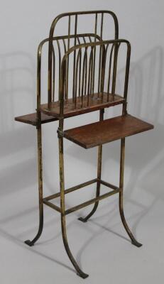 A 20thC oak and brass freestanding newspaper rack - 2