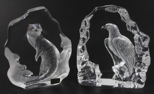 A Jonasson clear glass eagle sculpture