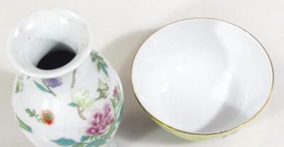 Various Chinese and Japanese porcelain - 10