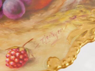 A Royal Worcester porcelain tazza painted with fruit by T Lockyer - 3