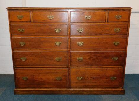 An Edwardian oak chest of drawers