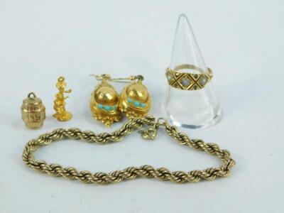 Two 9ct gold charms