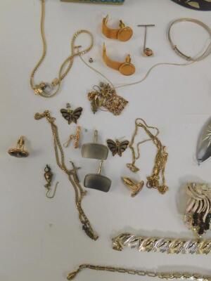 Silver and costume jewellery - 2