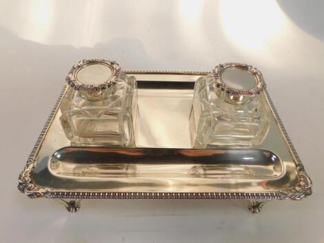 An Edward VII silver desk stand