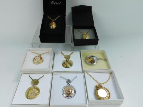 Lady's pendant dress watches