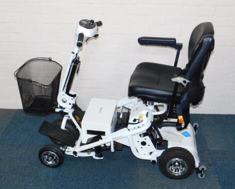 A Quingo air 2 mobility scooter.