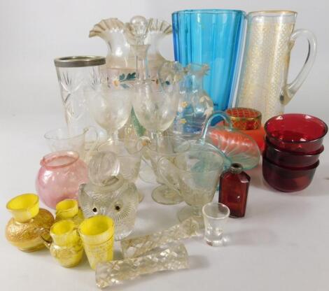 A collection of late 19thC and 20thC glass