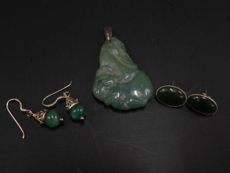 Various green jade jewellery