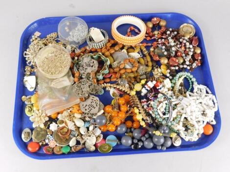 A quantity of vintage and other costume jewellery