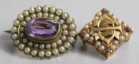 Two decorative brooches