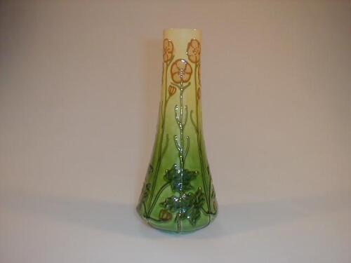 A Mintons type pottery vase