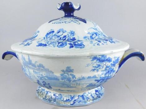 A 19thC blue and white pottery tureen