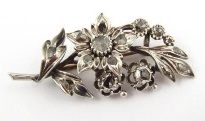 A Victorian diamond brooch