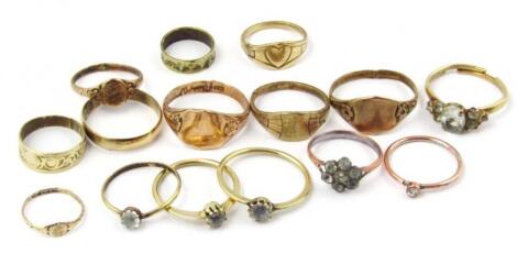 A quantity of dress rings