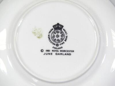 A Royal Worcester June Garland pattern part tea service - 3