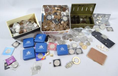 A large quantity of low denomination and collectors coins