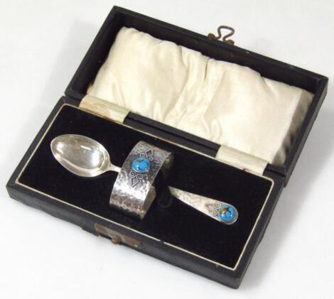 A George V silver christening set