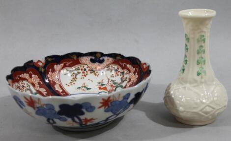 A Japanese Imari bowl