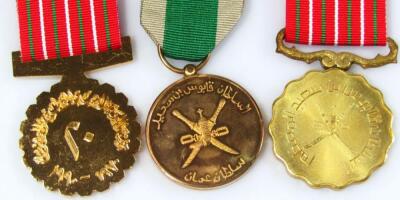 A quantity of modern costume jewellery and medals - 10