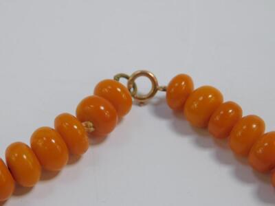 A butterscotch amber necklace - 5