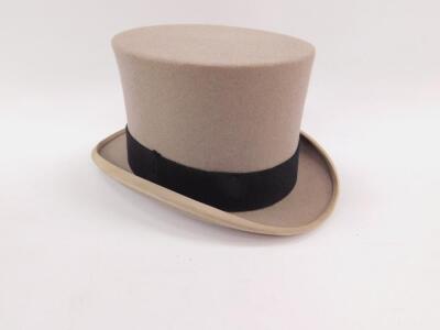 A Lock & Company grey top hat - 8