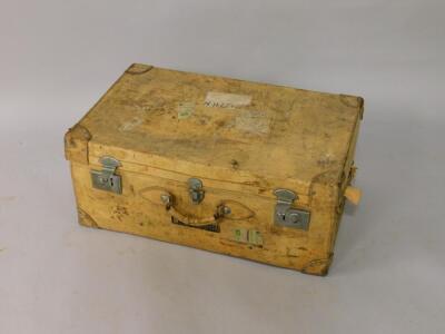 An early 20thC vellum suitcase - 2