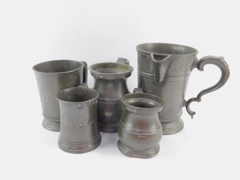 A Victorian pewter quart tankard jug