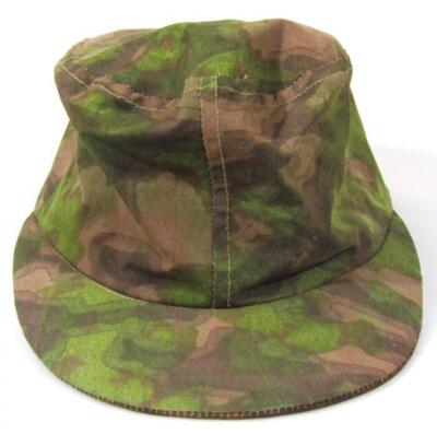 A Third Reich/mid 20thC M43 style camouflage cap - 2
