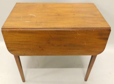 A 19thC mahogany Pembroke table