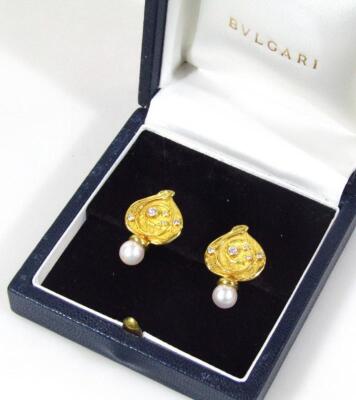 A pair of 18ct gold diamond and pearl earrings - 3