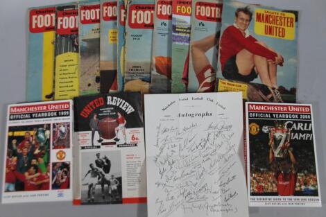 Various Manchester United related ephemera