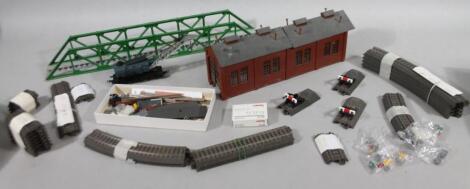 Various Marklin HO-gauge buildings