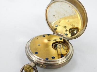 A Victorian gentleman's silver pocket watch - 3