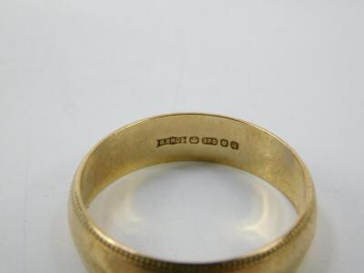 Two 9ct gold wedding bands - 2