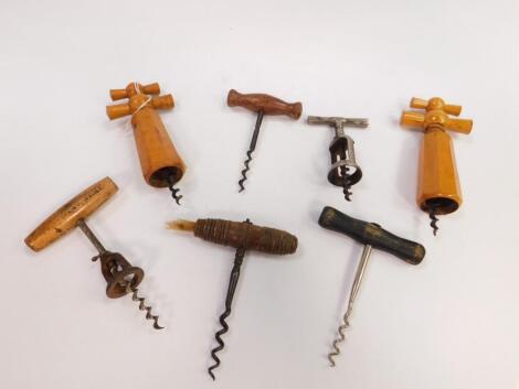 An early 19thC turned wooden corkscrew