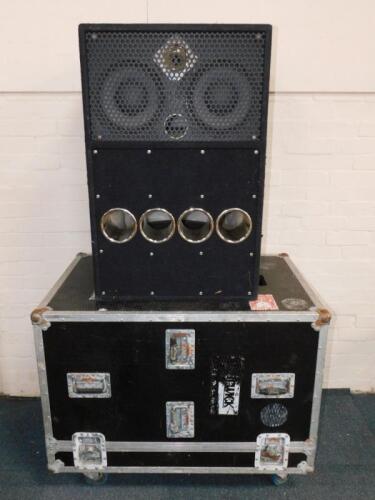 A Warwick bass amplification Warwick Terminator bass enclosure