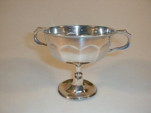 A George V silver pedestal bowl by Ollivant & Botsford