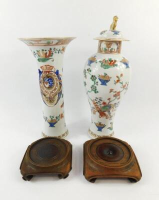 A Samson late 19thC armorial porcelain vase - 2