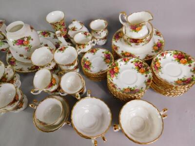 Royal Albert dinner tea and coffee wares decorated in the Old Country Roses pattern - 3