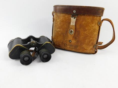 A pair of Kershaw military binoculars 1943