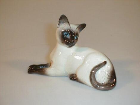 A Beswick figure of a Siamese cat