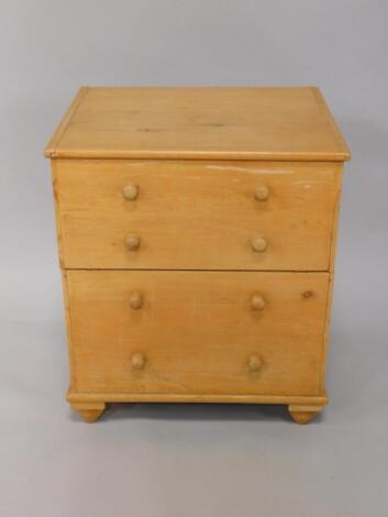 A Victorian pine commode