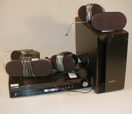 A Samsung DVD home sound system HT - X30