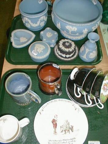 A Wedgwood blue jasper ware bowl