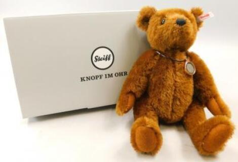 A Steiff collection teddy bear