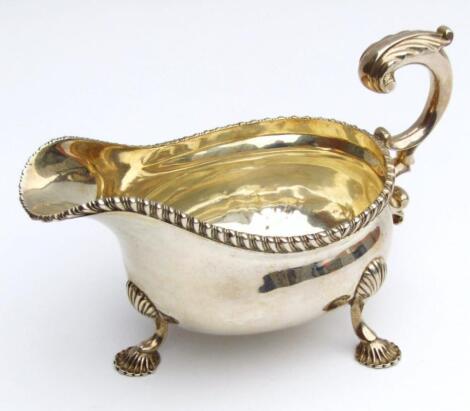 An Edwardian silver sauce boat