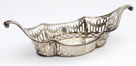 A George V silver dish