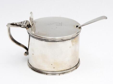 A George V silver mustard pot